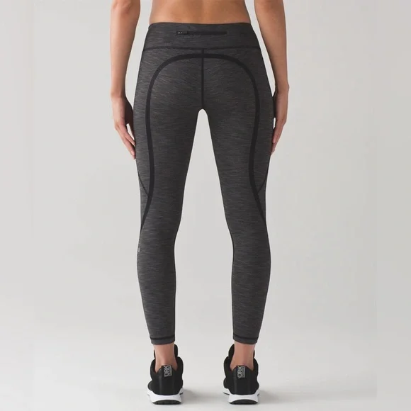 Lululemon On Track Tight - Picture 1 of 12